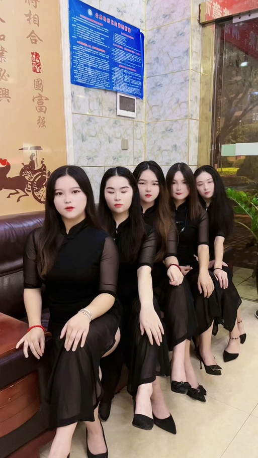 壮寨花的抖音